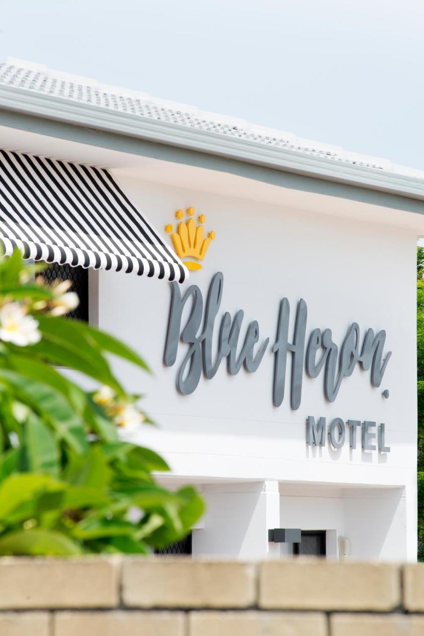 גולד קוסט Blue Heron Boutique Motel מראה חיצוני תמונה